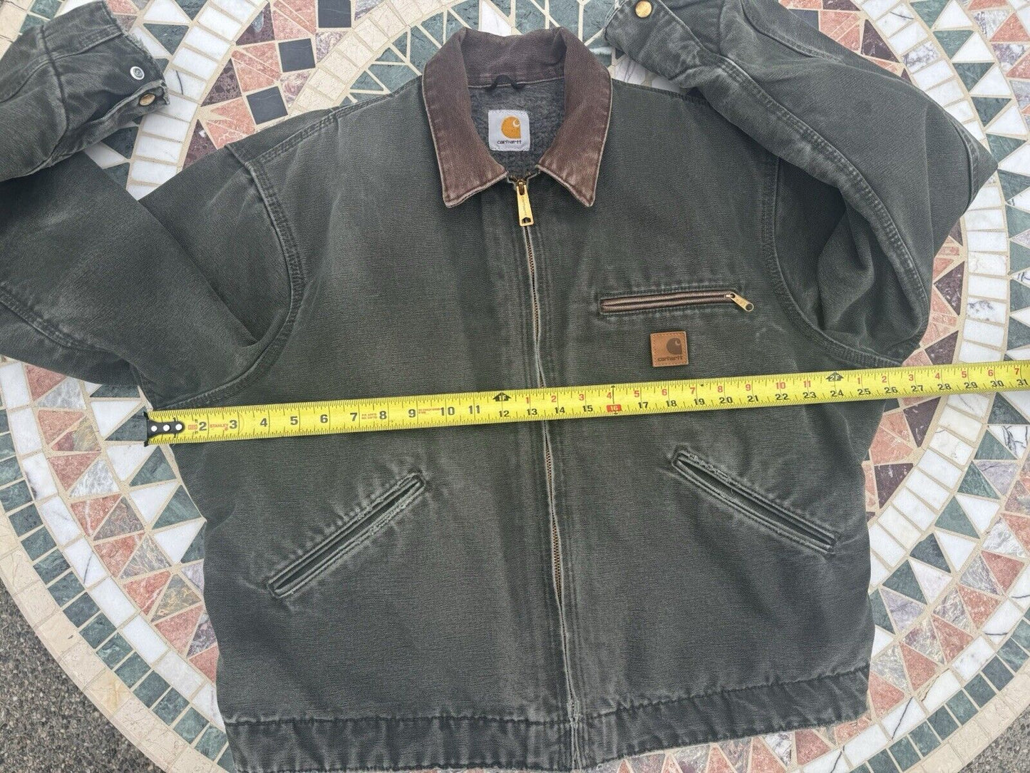 VTG Carhartt J97 MOS Large Detroit Jacket distress ~ moss green coat