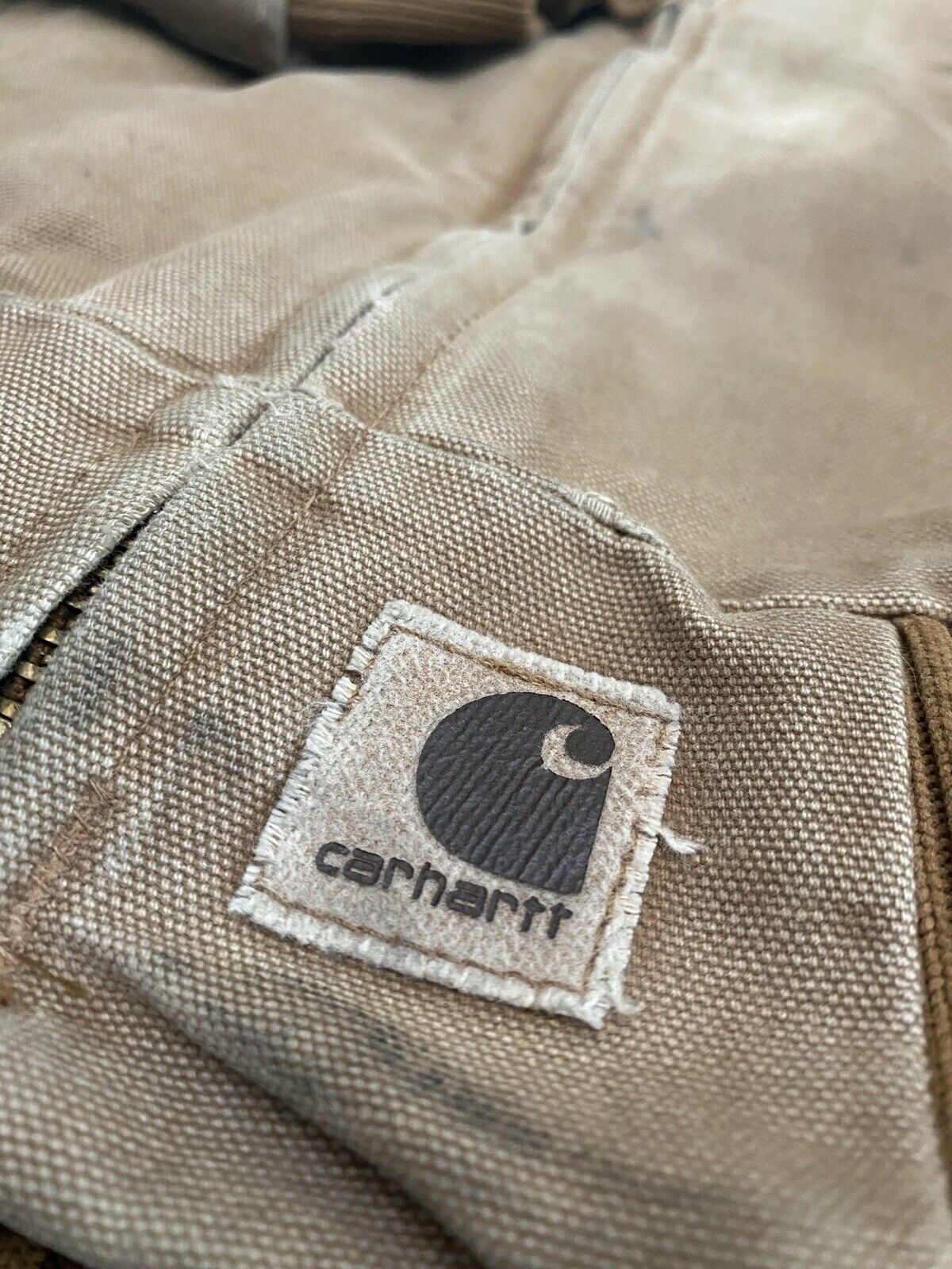 VTG Carhartt Jacket Men’s Small J14 Brown Santa Fe Quilt Lined Distressed Y2K